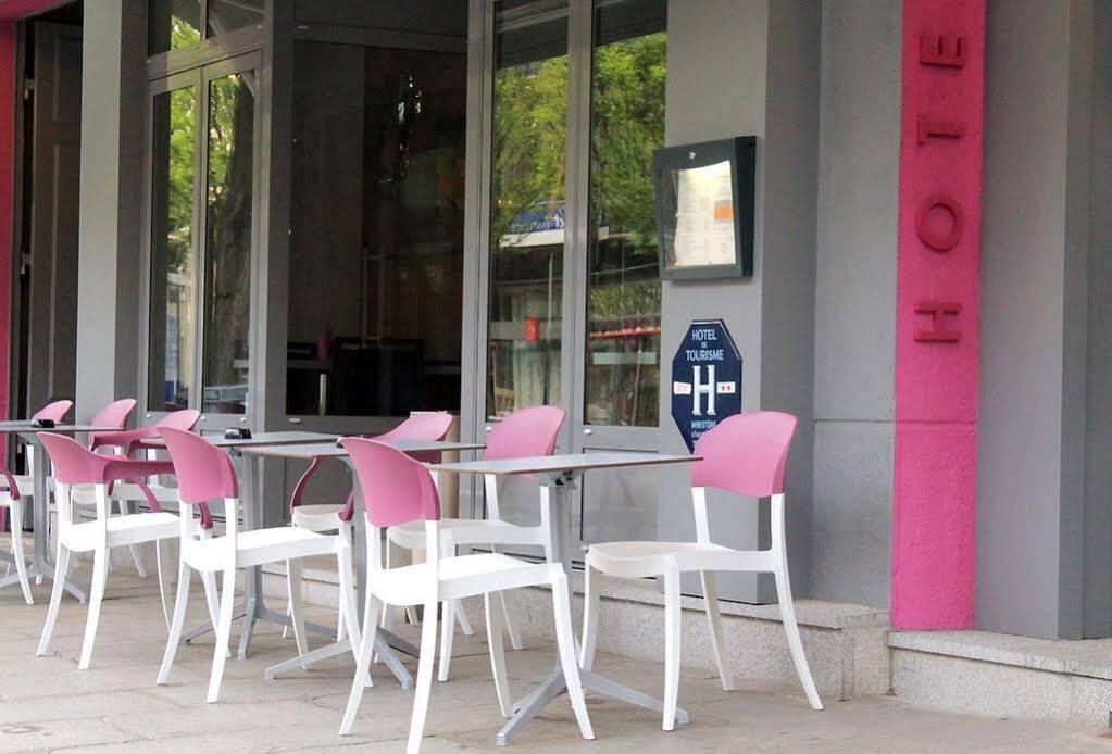 Hotel-Restaurant Le Victoria Rennes Eksteriør billede